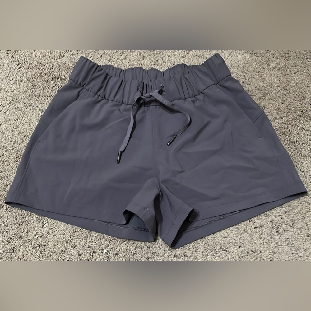 Lululemon gray shorts (no size tag)